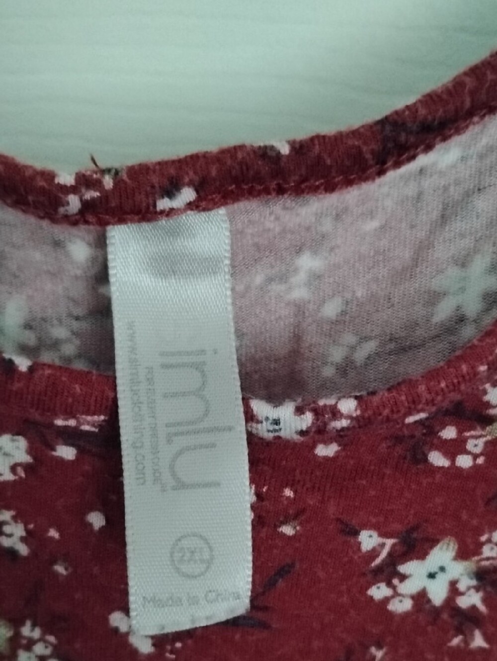 Simply Be Rust-Red Floral Midi Dress with White Sprig Print - Picture 2 of 8
